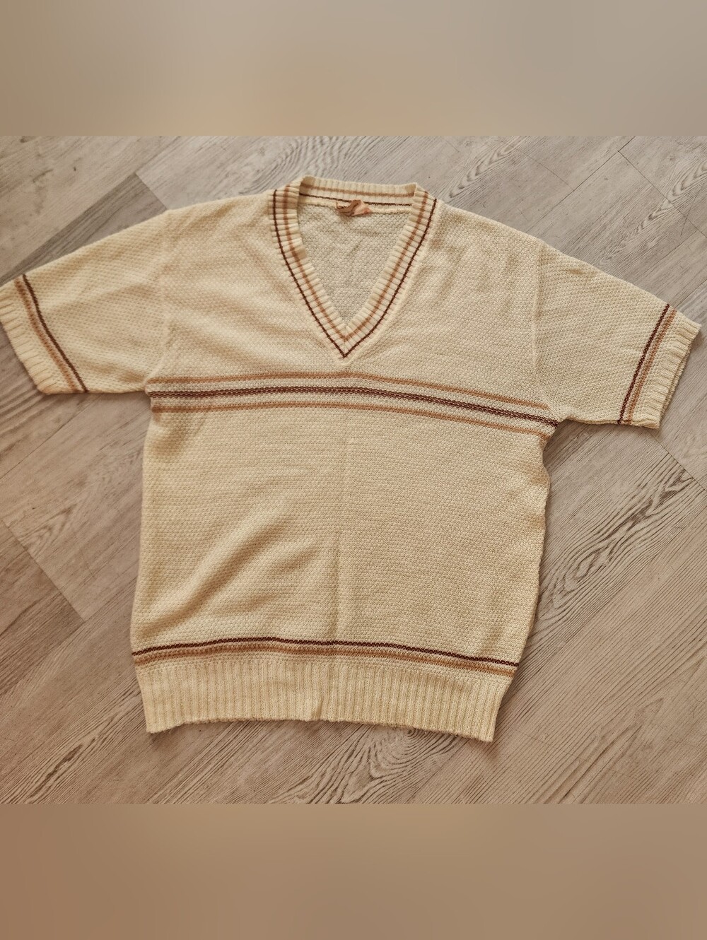 Vintage Short-Sleeve V-Neck Sweater Knit By Check-Mate